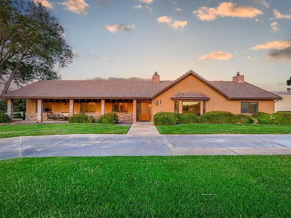 40052 18th St W, Palmdale, CA 93551