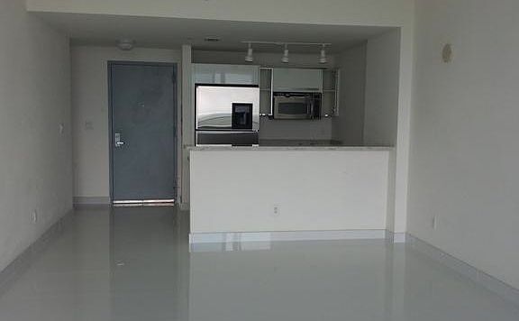 5th image of 601 NE 36th St APT 2605