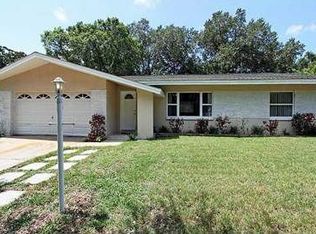 1625 Woodridge Dr, Clearwater, FL 33756
