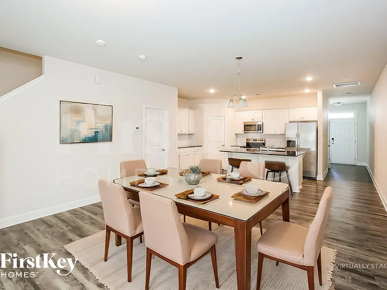 2019 Cypress Village Dr NW — Photo 8