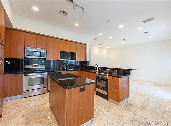 Luxury single family home in Aventura, Florida!