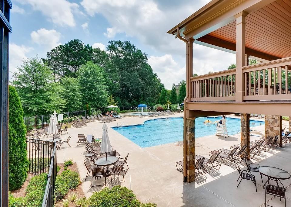 2nd image of 311 Spotted Ridge Cir