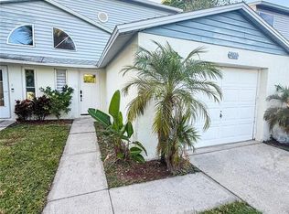 7011 Oakwood Dr, New Port Richey, FL 34652