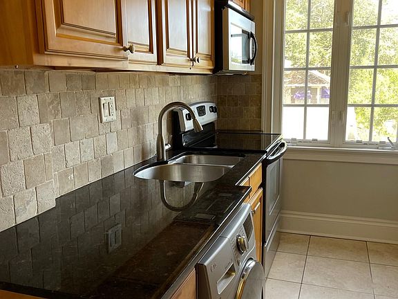 2nd image of 2117 W Dekle Ave APT J3
