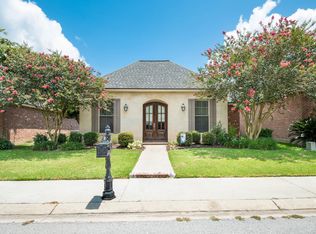 204 Saint Martinique Ln, Lafayette, LA 70508