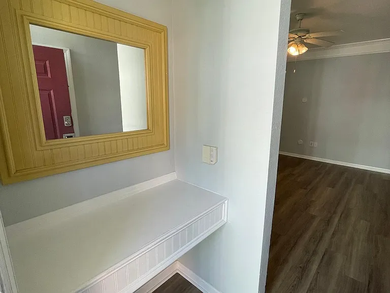 3018 Bonfire Beach Dr #21102 — Photo 4