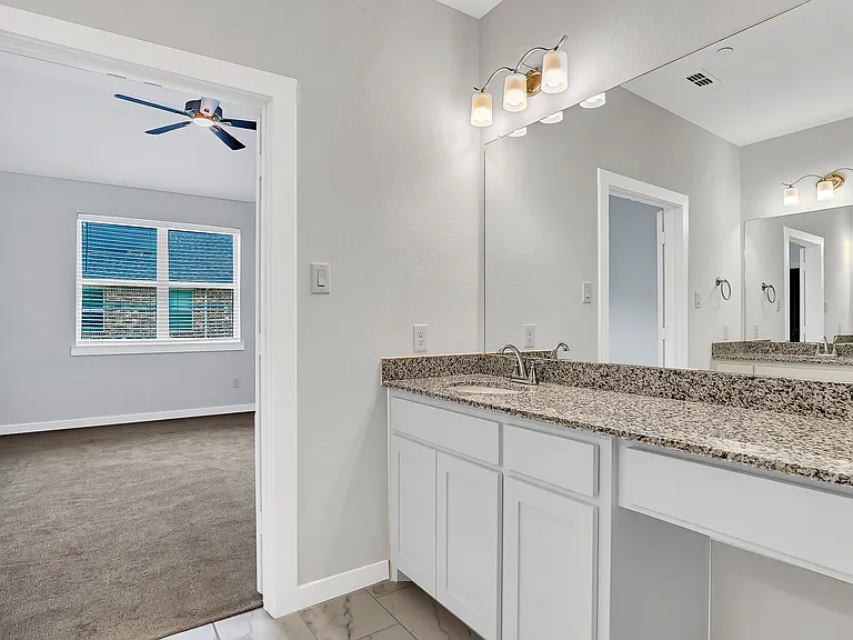 2723 Vista Park Ln — Photo 26