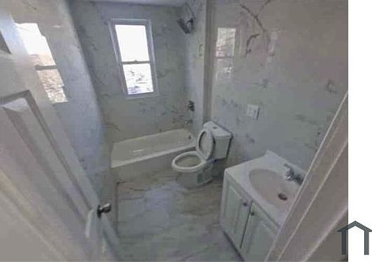 2nd image of 1513 Rosedale Ave #2