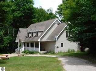 05100 Six Mile Lake Rd, Ellsworth, MI 49729