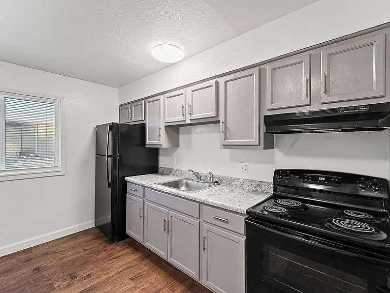 Metro Apartments at Granite City — Photo 26