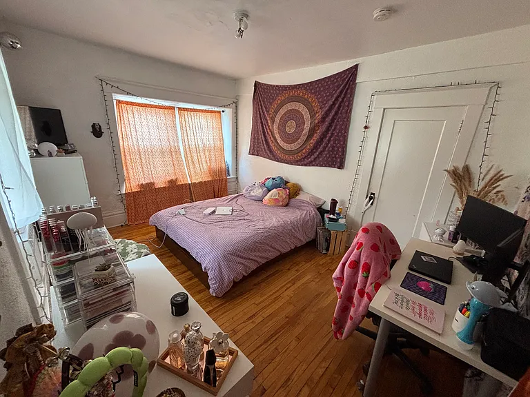 1303 Wealthy St SE #2 — Photo 13