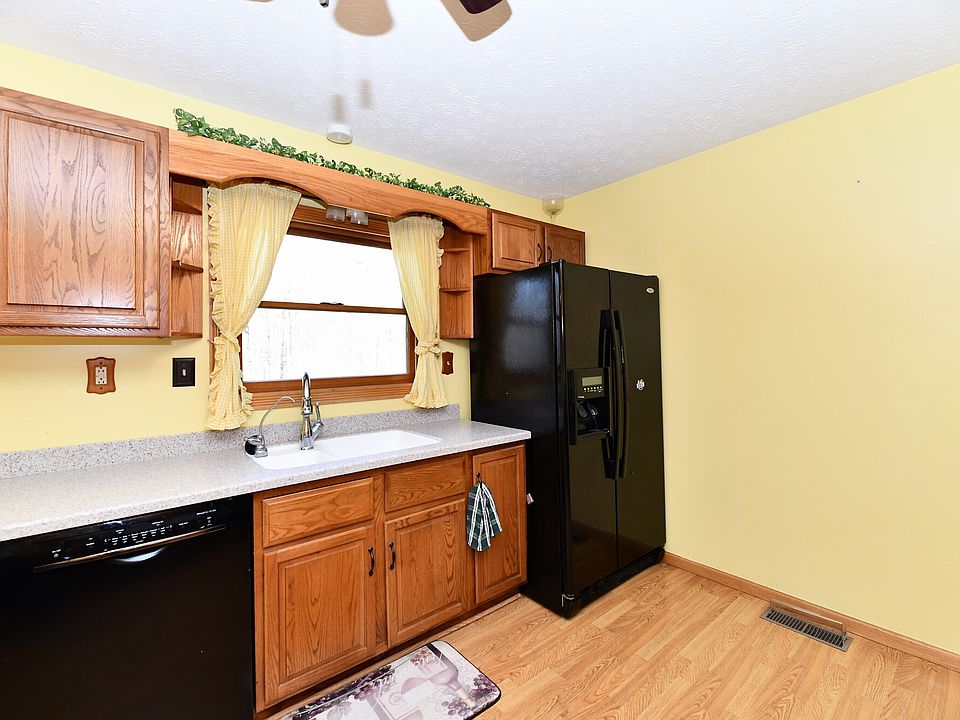 14th image of this home