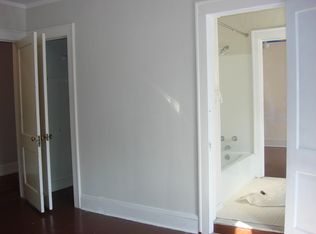 1621 Lee Rd APT 4, Cleveland, OH 44118