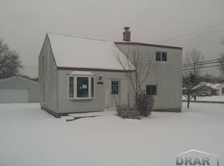 17953 Princess Ave, Brownstown, MI 48174