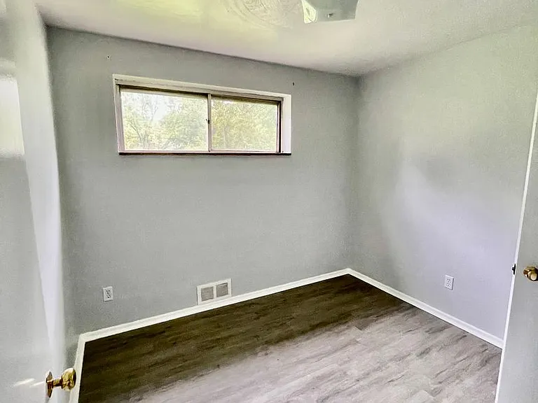 3582 S Park Rd — Photo 14