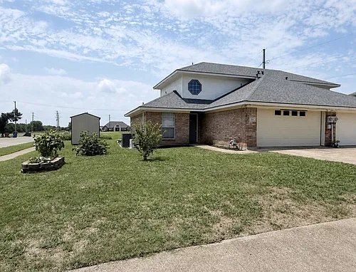316 California Dr Photo 1