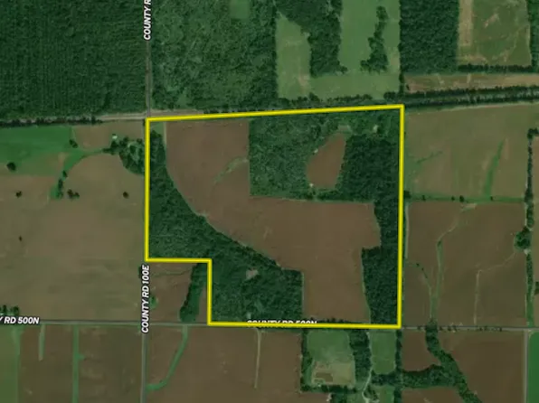 County Road 100 N, Wayne City, IL 62895