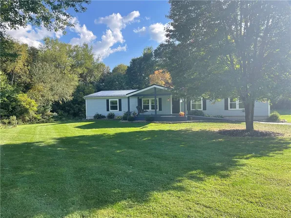 1128 McAuley Meadows Rd, Ford City, PA 16226
