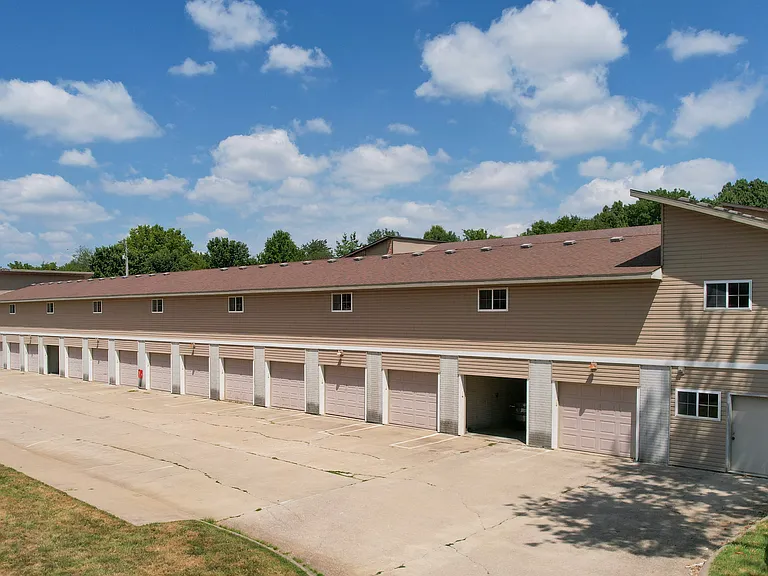 Clifton Height Apartments — Photo 55