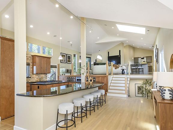 5th image of 101 Garner Drive
