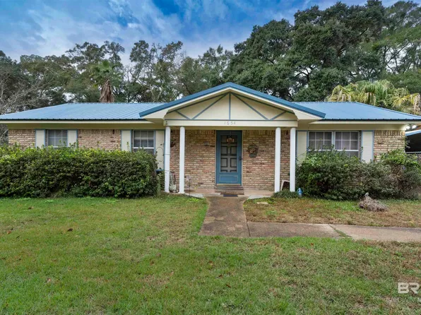 1654 Rochelle St, Mobile, AL 36693