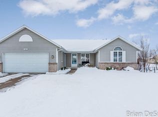 7817 Schoolside Dr, Hudsonville, MI 49426