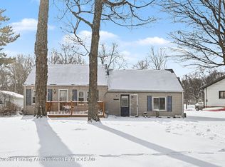 221 W Everettdale Ave, Lansing, MI 48910