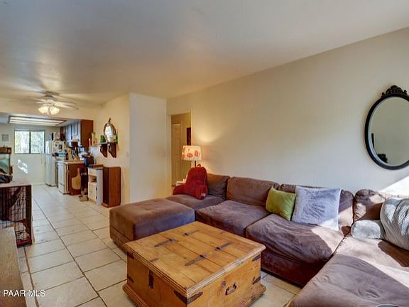 5th image of 601 Dameron Dr