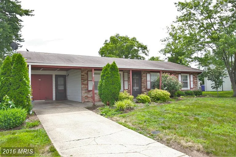 1017 Copley Ave photo 1