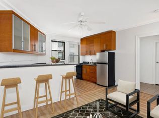 2756-60 N. Pine Grove, Chicago, IL 60614