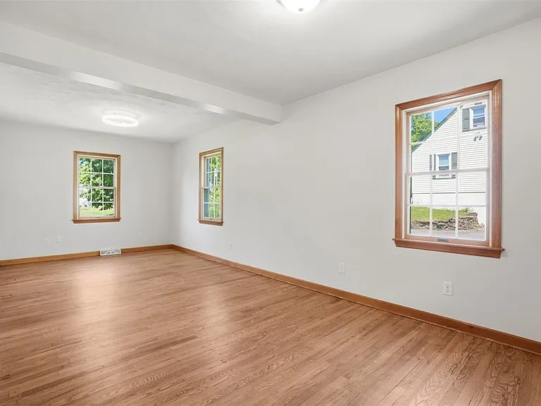 315 South Dr — Photo 15