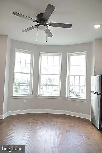 Studio, 700 sqft, $950 — Photo 2
