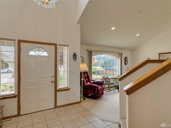 2nd image of 2467 Plateau Dr