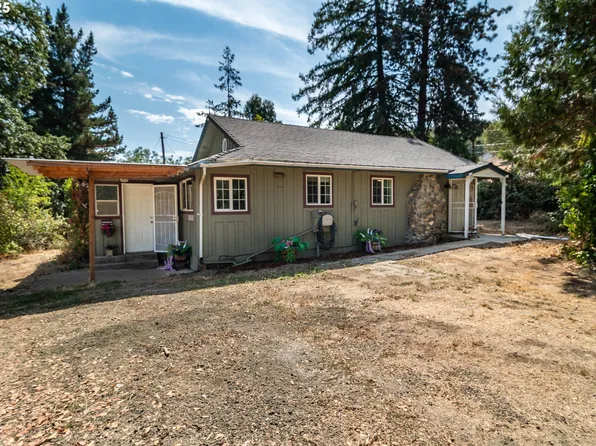 13474 Old Highway 99 S, Myrtle Creek, OR 97457