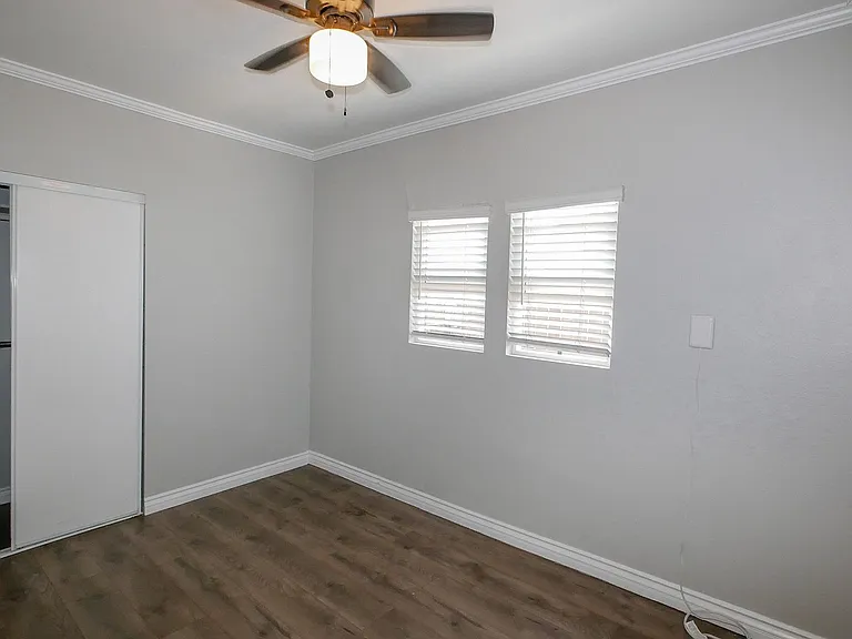 2924-2932 Suncrest Dr — Photo 47