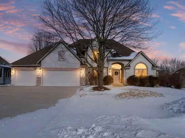 2530 Wexford Ct, New Brighton, MN 55112