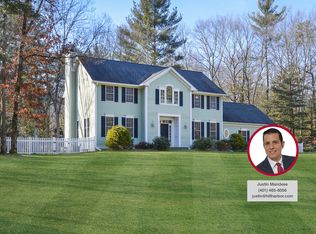 1121 Carrs Pond Rd, East Greenwich, RI 02818