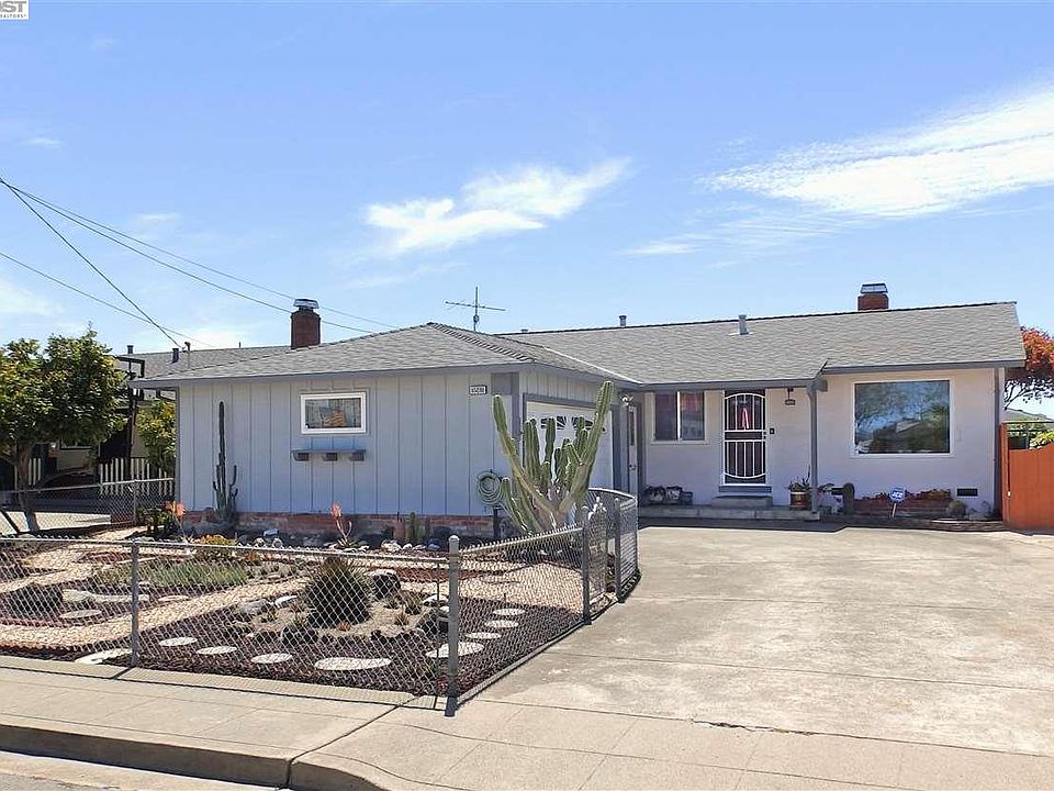 1st image of 15281 Elvina Dr