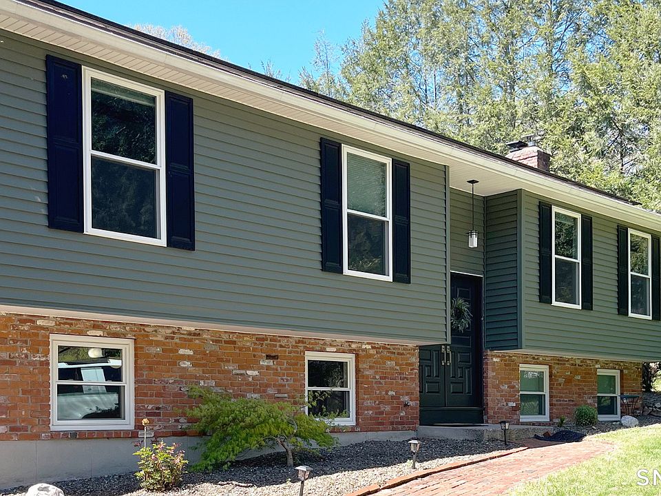 1st image of 1077 Marion Avenue
