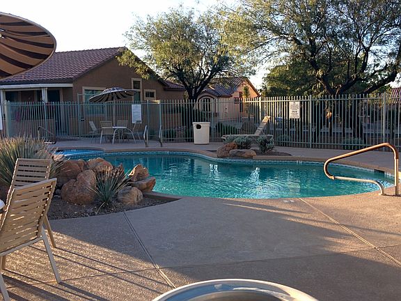Community pool and spa.