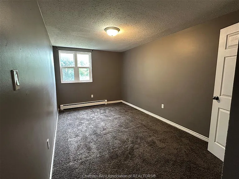 276 Merritt Ave — Photo 11