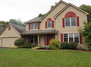 184 Montvale Ln, Rochester, NY 14626