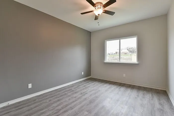 8001 Marydean Ave — Photo 17