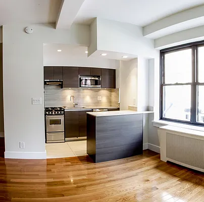 Rented by Stonehenge NYC LLC | media 11