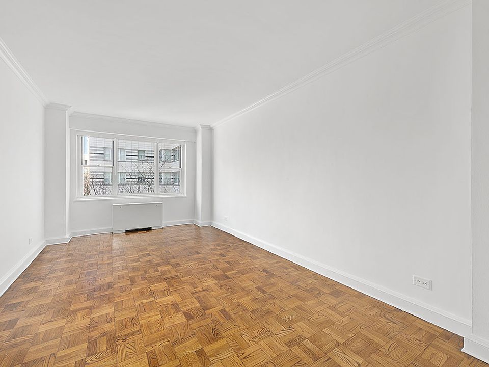 1st image of 215 E 68th St APT 3Z