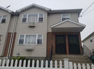 1410 Pinson St, Far Rockaway, NY 11691