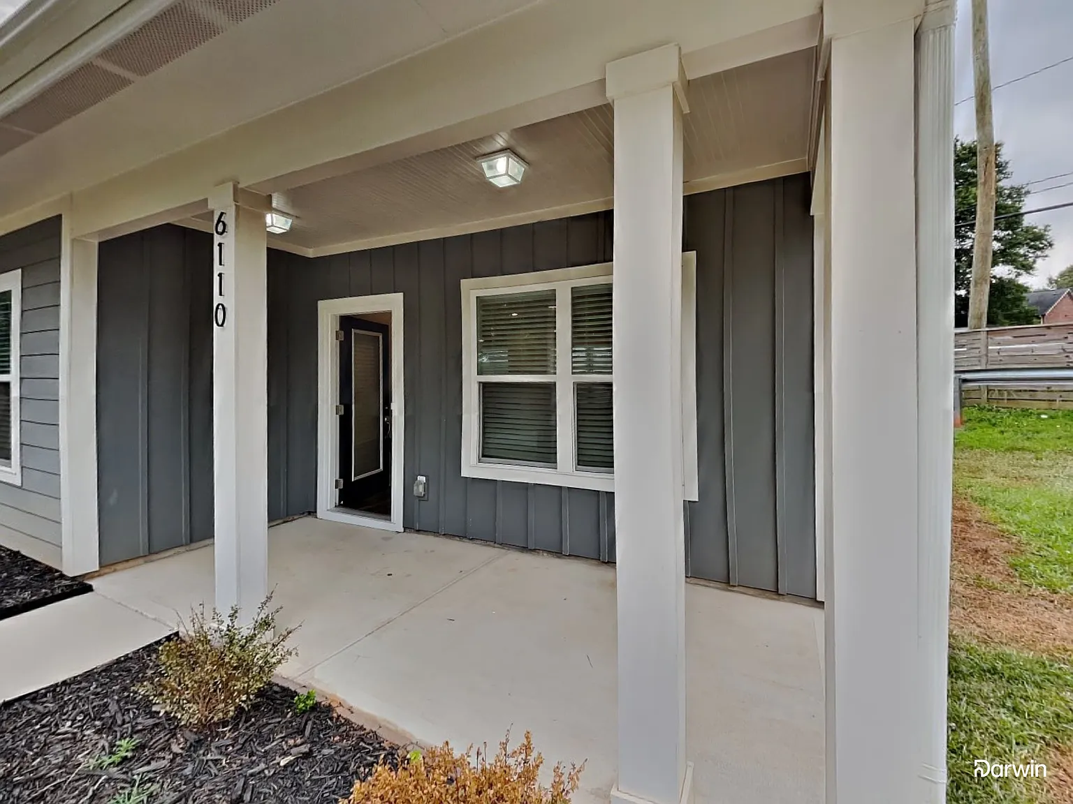 3 bed, 2.0 bath, 1173 sqft, $1,970 — Photo 2