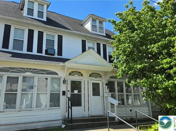 315 Mulberry St, Catasauqua, PA 18032