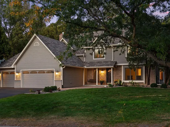 8820 Flesher Cir, Eden Prairie, MN 55347