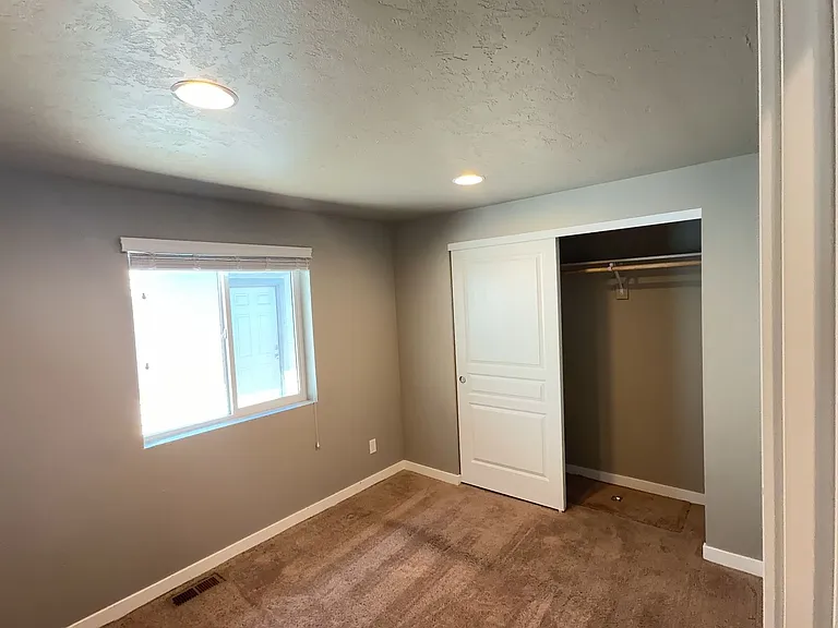 2988 NE Roxy Pl — Photo 6